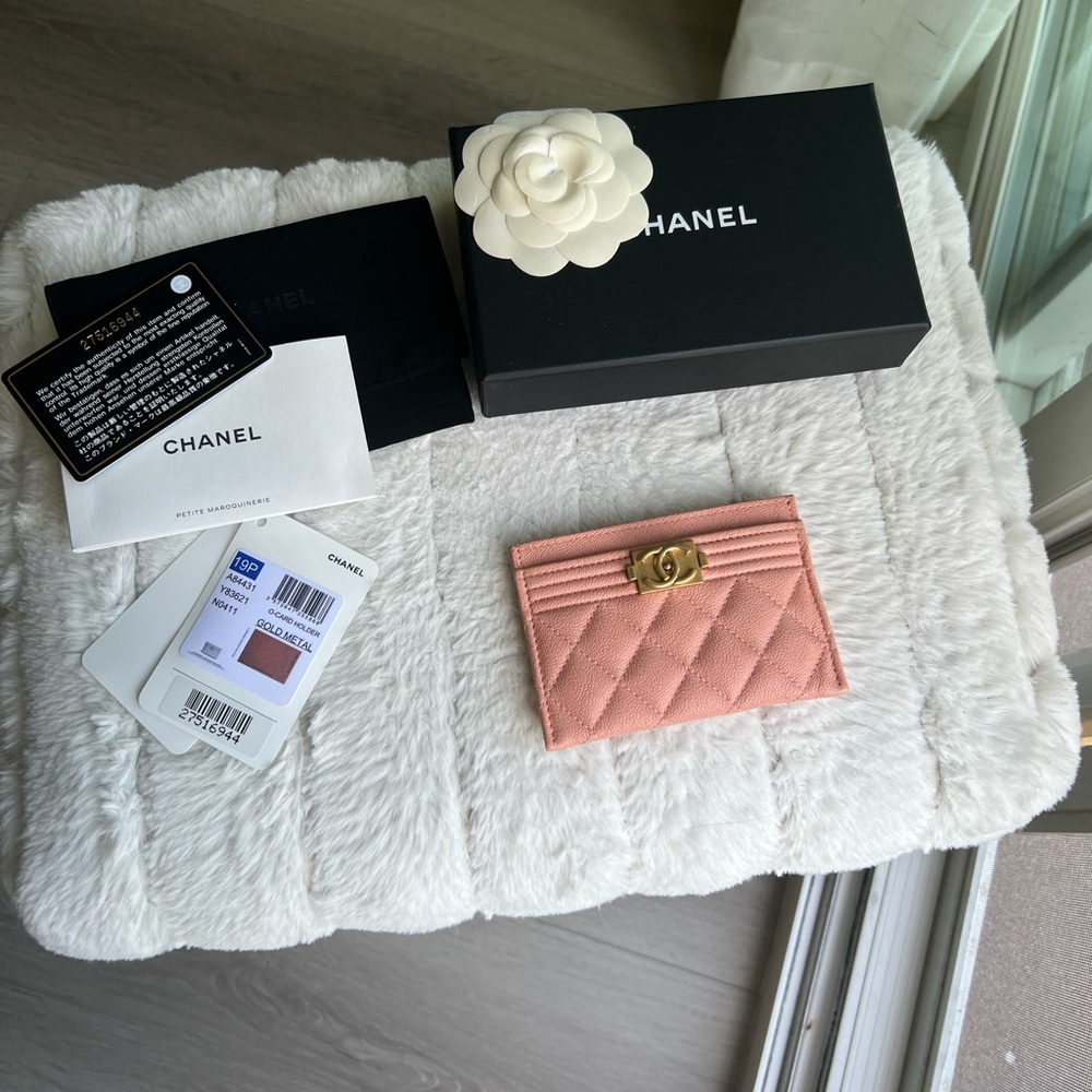 Chanel O card holder